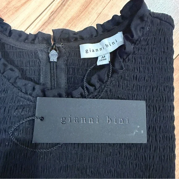 NWT Gianni Bini Black Smocked Mini Dress M Long Sleeve Boho Ruffle Flowy Chic - Picture 9 of 9